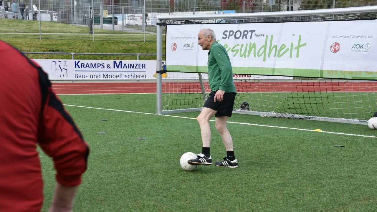 Walking Football SV Brilon Spielszene